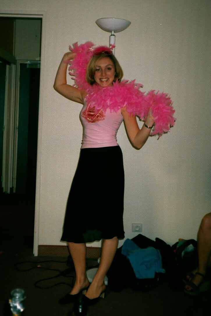 Emma-ready-to-go-out.jpg (26403 bytes)