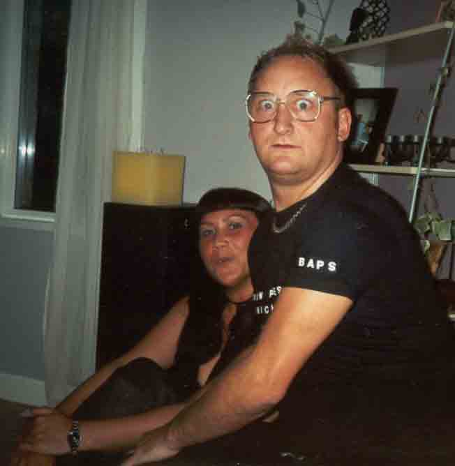 julian glasses.jpg (12679 bytes)