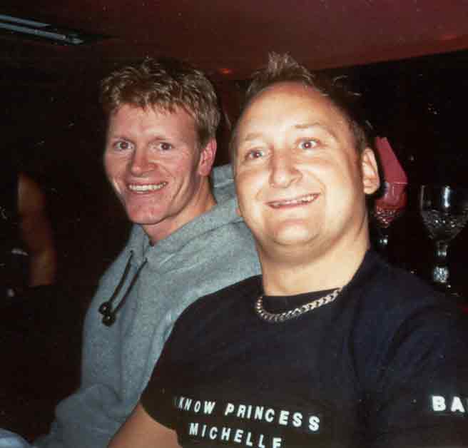 mark & julian limo.jpg (15213 bytes)