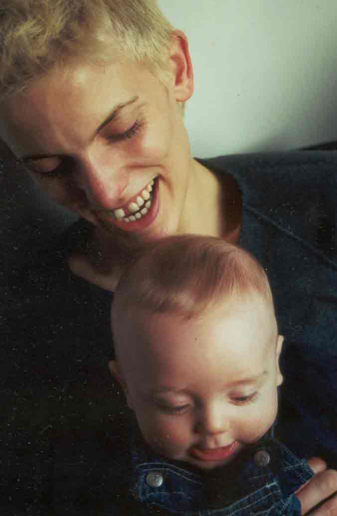 theo & zac.jpg (17229 bytes)